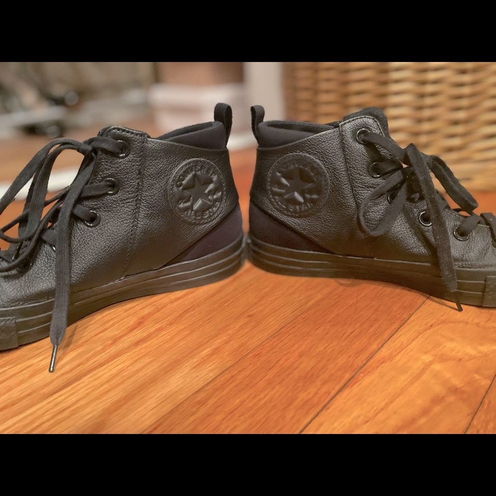 Chuck Taylor All-Star Black monochrome Leather Hi tops 🖤